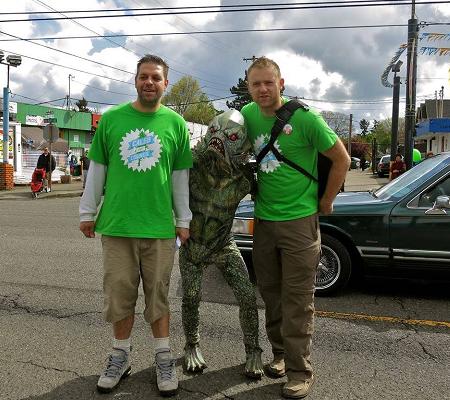 BFFs Sponberg (l) and Caleb (r) hang with an alien. #OneBigTeam